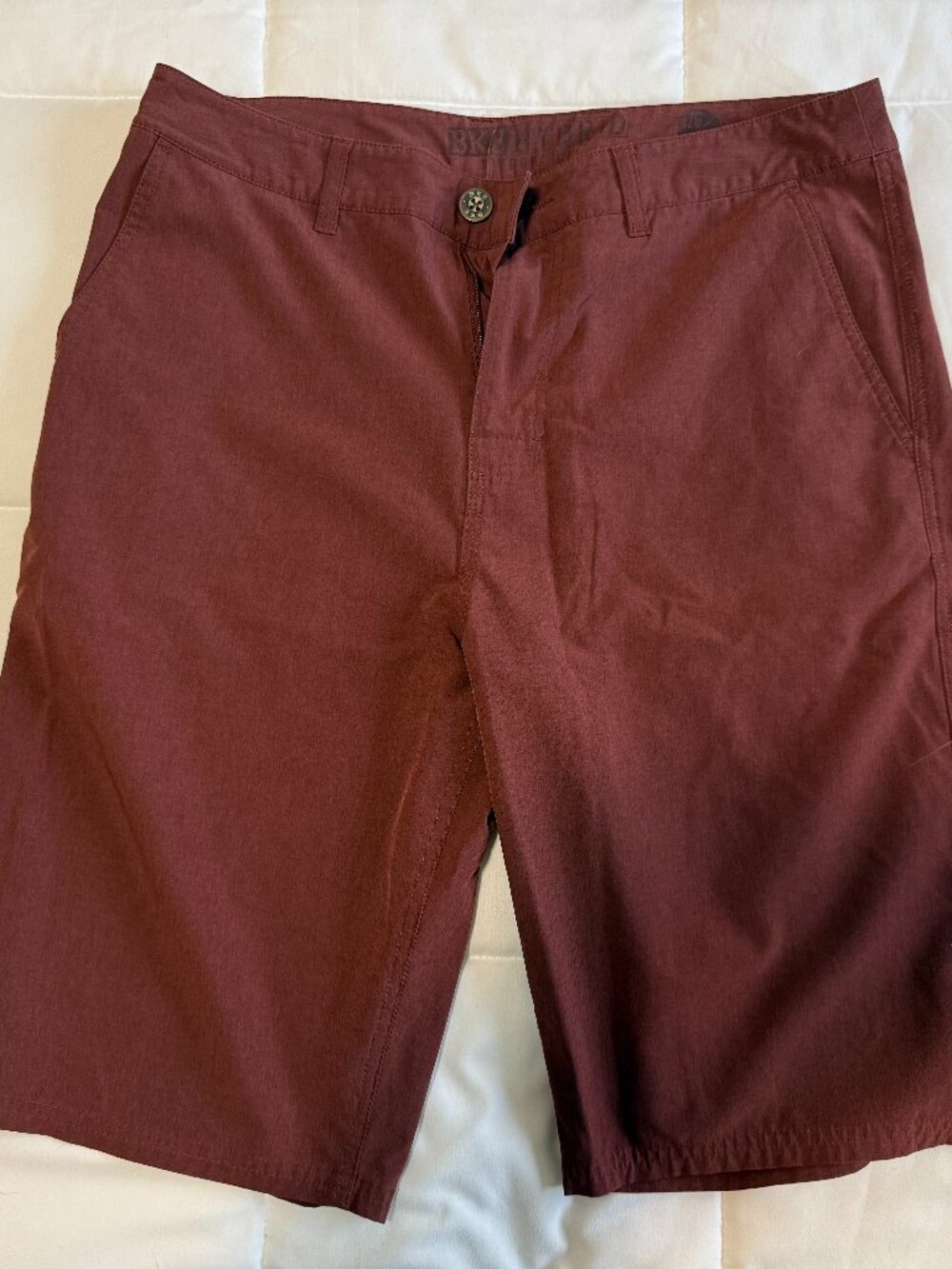 Men's BKE Buckle - Standard Fit Hybrid Shorts - Size 32 / 23 (RED)